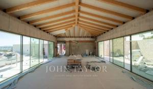 Nově ve výstavbě Vila Cap Martinet