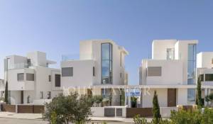 Nově ve výstavbě Vila Paphos