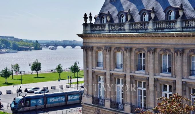 Prodej Budova Bordeaux