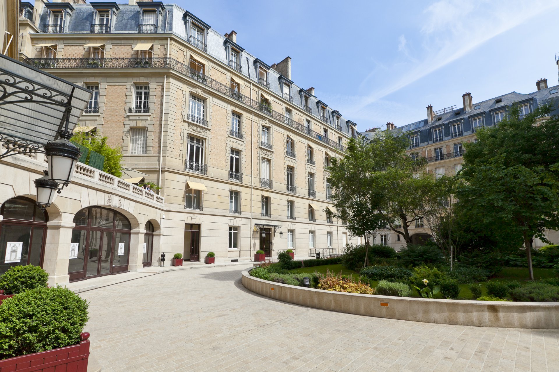 Reklama Prodej Byt Paris 8ème Champs-Élysées (75008), 3 Pokoje ref:V1646PA