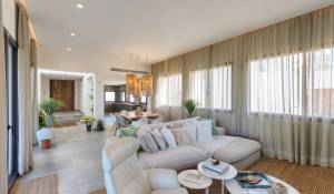 Prodej Dům Santa Eularia des Riu