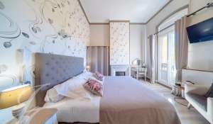 Prodej Hotel Salon-de-Provence