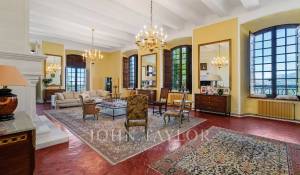 Prodej hrad Aiguines