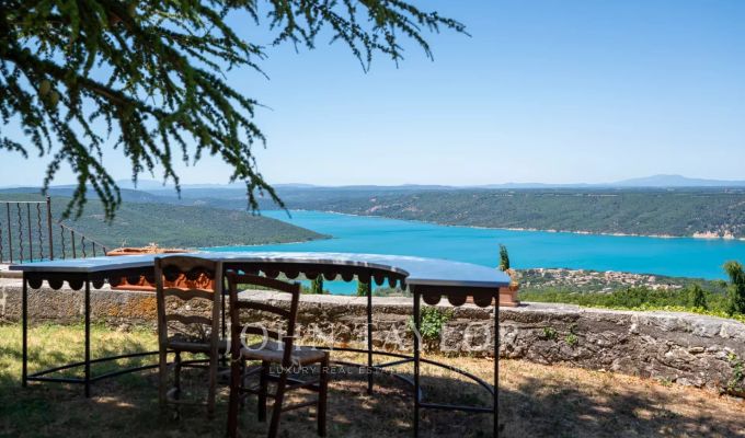 Prodej hrad Aiguines