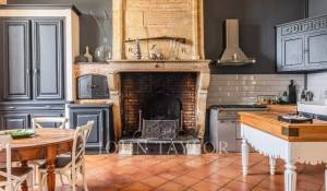 Prodej hrad Bordeaux