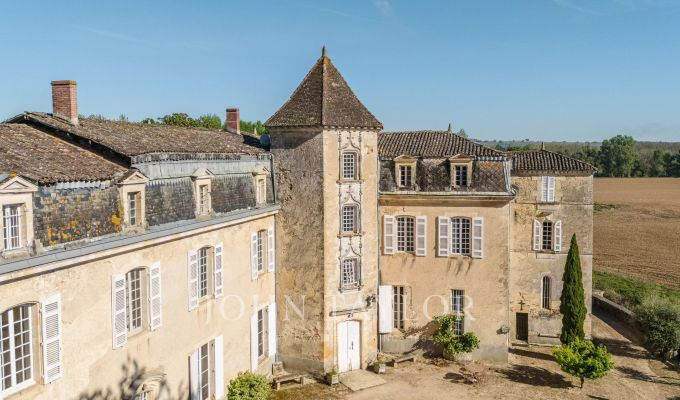 Prodej hrad Langon