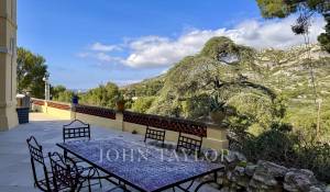 Prodej hrad Marseille 9ème