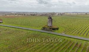 Prodej hrad Saint-Émilion