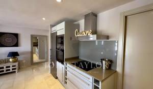 Prodej Městský dům Roca Llisa