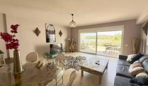 Prodej Městský dům Roca Llisa