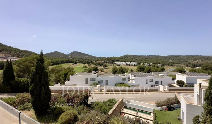 Prodej Městský dům Roca Llisa