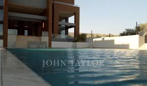 Prodej Servisní byt Agios Tychonas