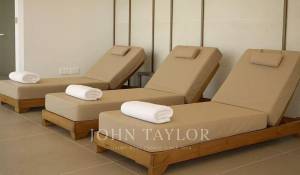 Prodej Servisní byt Agios Tychonas