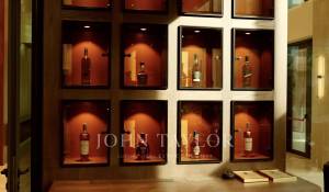 Prodej Servisní byt Agios Tychonas