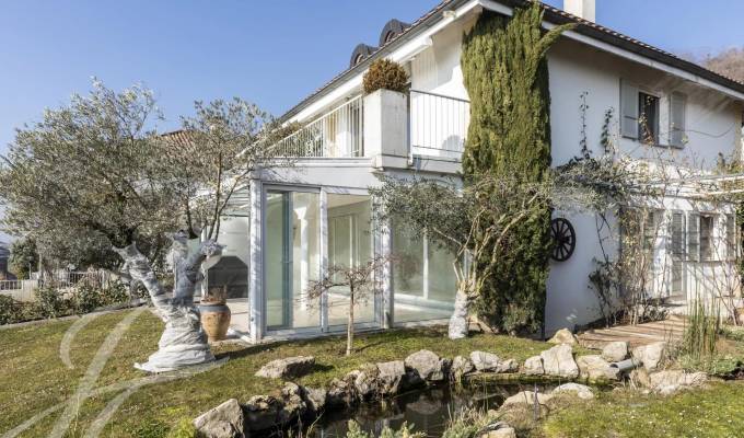 Prodej Twin Villa Mont-sur-Rolle