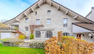 Prodej Vesnický dům Chéserex