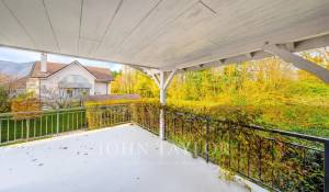 Prodej Vesnický dům Chéserex