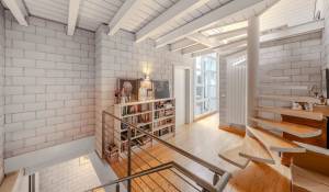 Prodej Vesnický dům Essertines-sur-Rolle