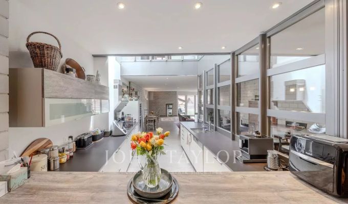 Prodej Vesnický dům Essertines-sur-Rolle