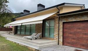 Prodej Vesnický dům León