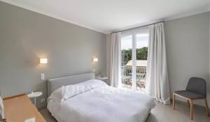 Prodej Vila La Roquette-sur-Siagne