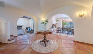 Prodej Vila La Roquette-sur-Siagne