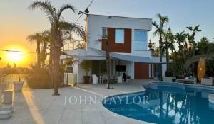 Prodej Vila Mouttagiaka