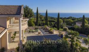 Prodej Vlastnictví Ceyreste