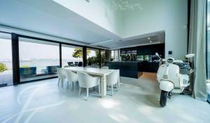 Prodej Vlastnictví Cologny