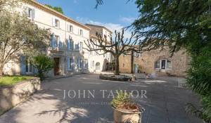 Prodej Vlastnictví La Garde-Adhémar