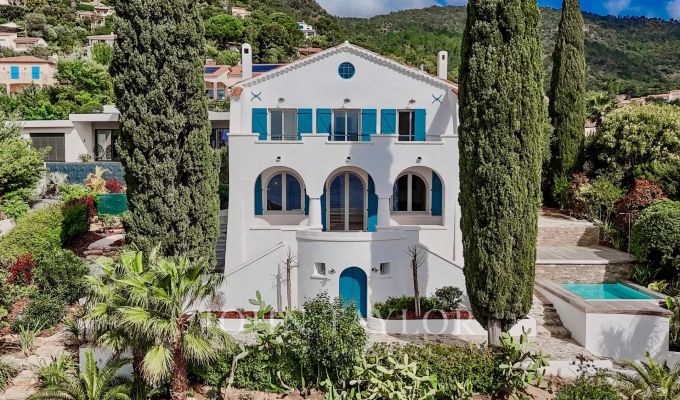 Prodej Vlastnictví Rayol-Canadel-sur-Mer