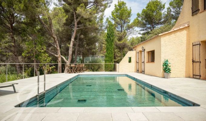 Prodej Vlastnictví Simiane-Collongue