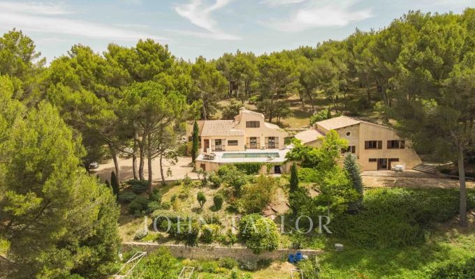 Prodej Vlastnictví Simiane-Collongue