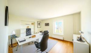 Prodej Vlastnictví Yens