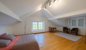 Prodej Vlastnictví Yens