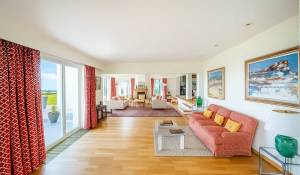 Prodej Vlastnictví Yens