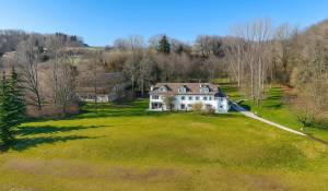 Prodej Vlastnictví Yens