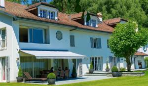 Prodej Vlastnictví Yens