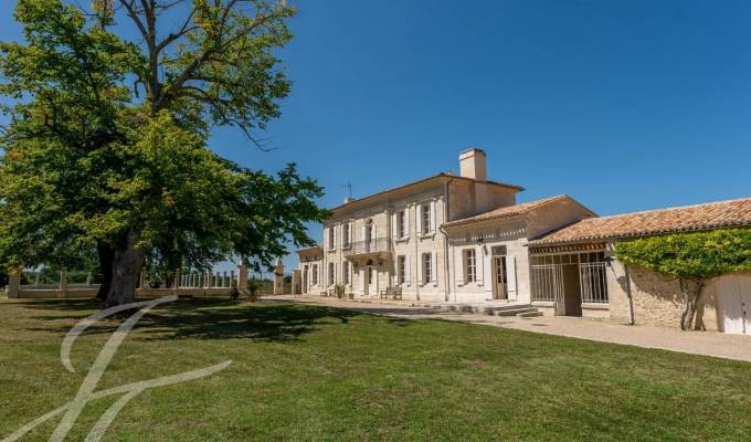 Prodej zámek Bordeaux