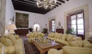 Prodej zámek Puigpunyent