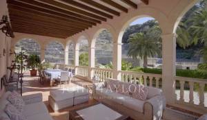 Prodej zámek Puigpunyent