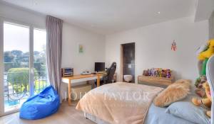 Pronájem Dům Valbonne