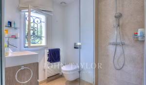 Pronájem Dům Valbonne