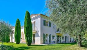 Pronájem Dům Valbonne