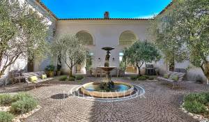 Pronájem Dům Valbonne