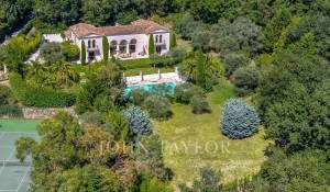 Pronájem Dům Valbonne