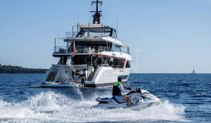 Pronajem Motorová jachta 