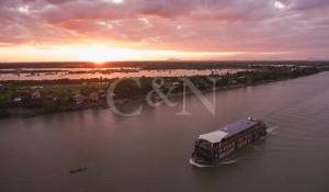 Pronajem Motorová jachta 