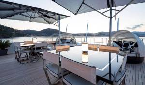 Pronajem Motorová jachta 