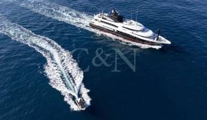 Pronajem Motorová jachta 